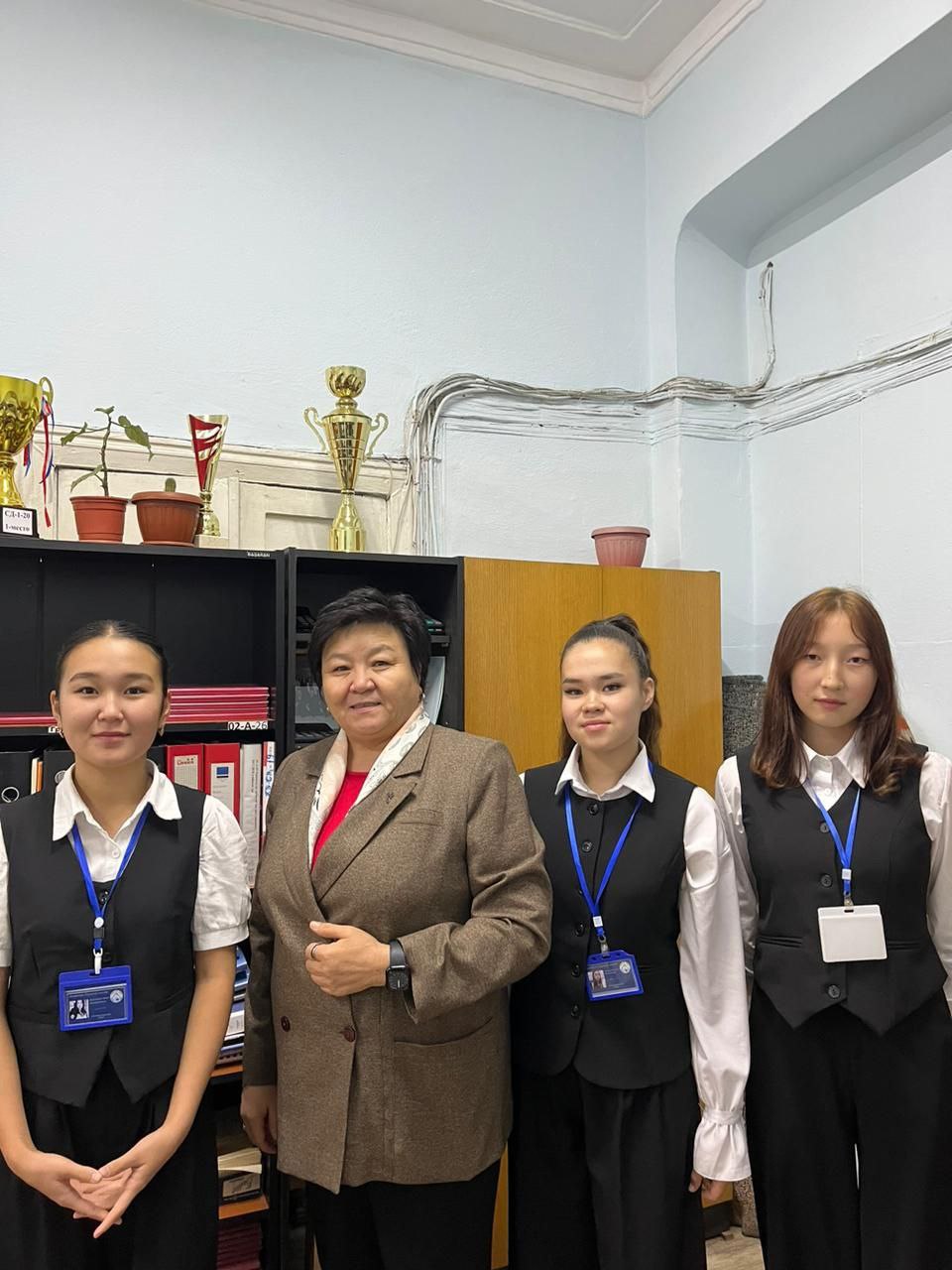 Студенты Центрально-Азиатского колледжа прибыли в Бишкеский Финансово-Экономический техникум имени А.Токтоналиева КЭУ в рамках реализации академической мобильности студентов и улучшения сотрудничества (14.10.2024) post thumbnail image