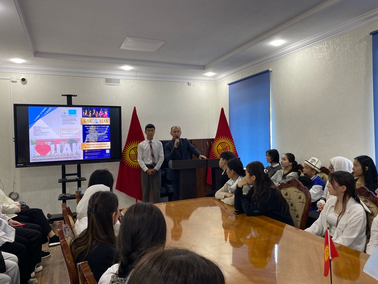 Точка кипения в дни открытых дверей ЦАК: интерес, эмоции, выбор — школьники сделали шаг навстречу будущему (21.04.2025 — 25.04.2025). post thumbnail image