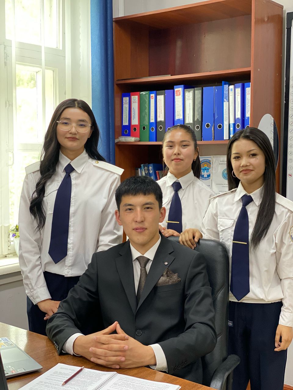 Студенты ЦАК приняли онлайн участие в межвузовской научно-практической конференции, посвящённой 5 Мая Дню Конституции КР (30.04.2025). post thumbnail image